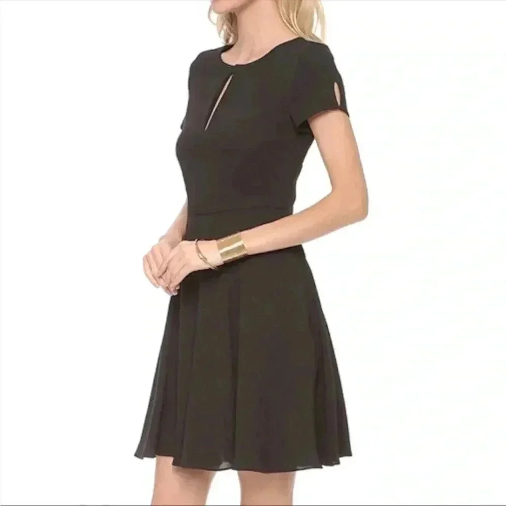 Diane Von Furstenberg • Black Raizel Keyhole Dress​​